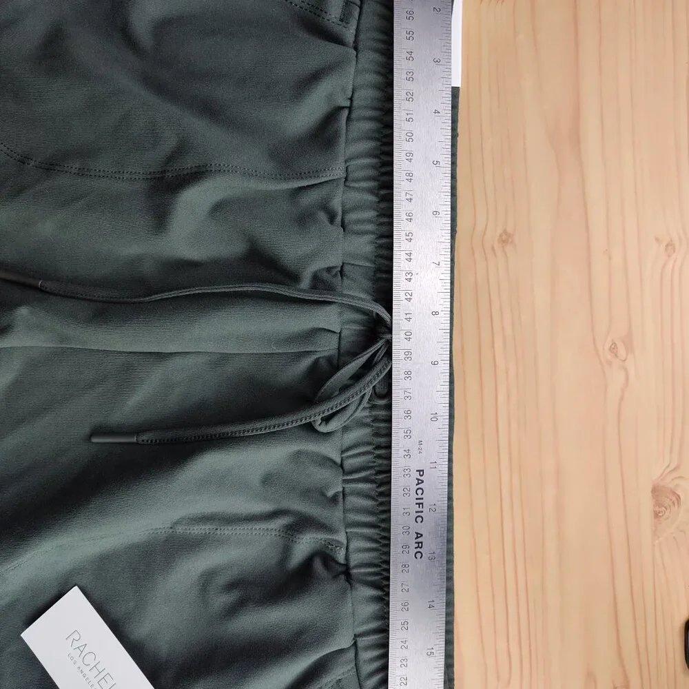 Rachel Zoe Dark Green Midrise Shorts Size L NWT Chic - Picture 7 of 12